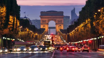 Paris Is Experiencing A Mass Exodus As People Leave Before Lockdown