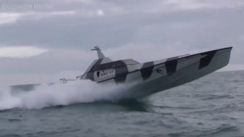 The XSV 17 Thunder Child Is A Badass Boat Built For The Military That Can Flip Itself Over If Capsized