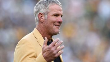 Brett Favre Seems To Be A Fan Of Baker Mayfield’s Tribute To His Incredibly 90s Draft Day Photo