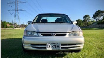 This Dude’s Craigslist Ad For His Old Toyota Corolla Is Going Viral Because It’s Absolutely Hilarious