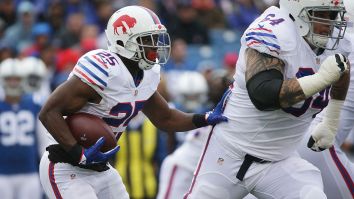 LeSean McCoy Offers Richie Incognito $300k Cash To Not Retire