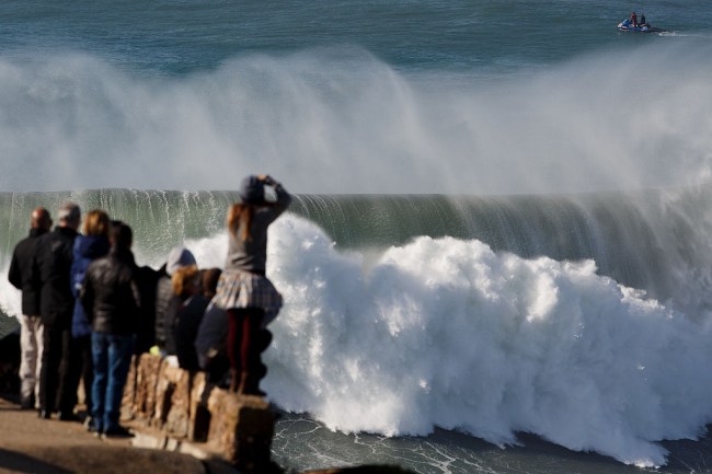 WSL Big Wave Tour Surfing Nazaré Portugal
