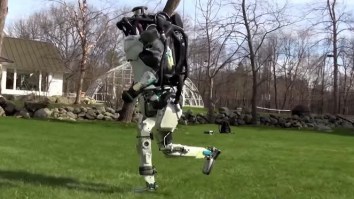 Oh Nice, The Boston Dynamics Robot Can Now Hunt You In The Woods And Looks Like It Could Start For The Cleveland Browns