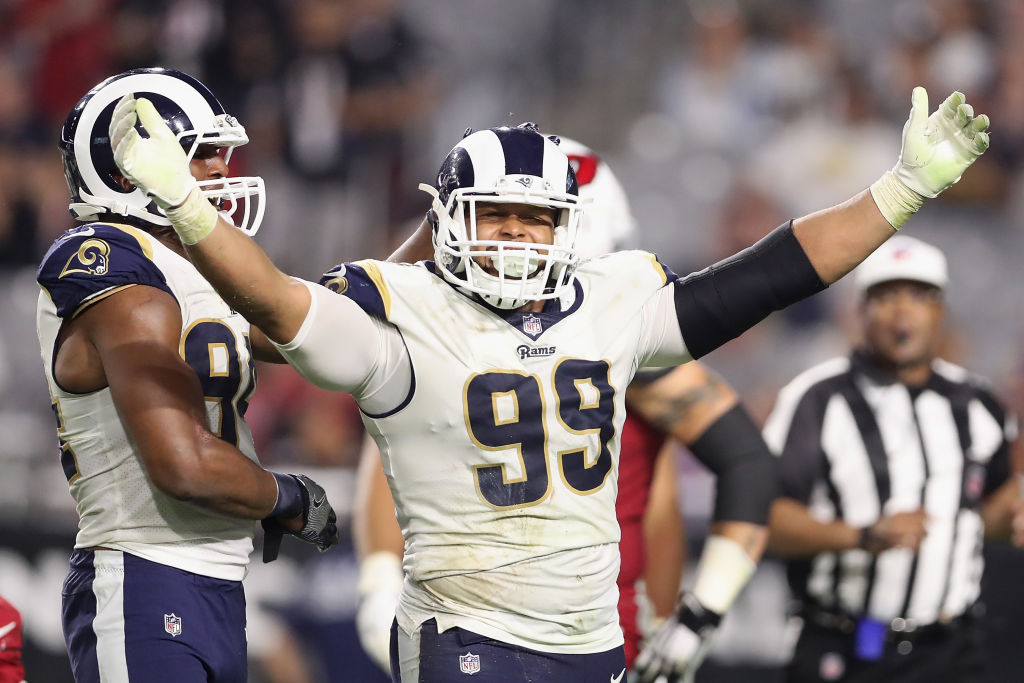 Rams Aaron Donald Looks Absolutely Jacked In Offseason Workout Pictures Brobible