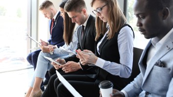 New Survey Shows College Grads Typically Make This Huge Mistake When Getting Their First Job Offer