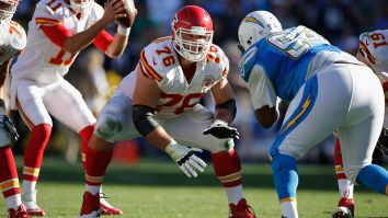 Medical Doctor Laurent Duvernay-Tardif Can’t Put ‘M.D’ On His Jersey Because The NFL Hates Fun