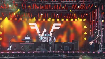 Weezer Played Toto’s ‘Africa’ Live And This Is Your 2018 Song Of The Summer