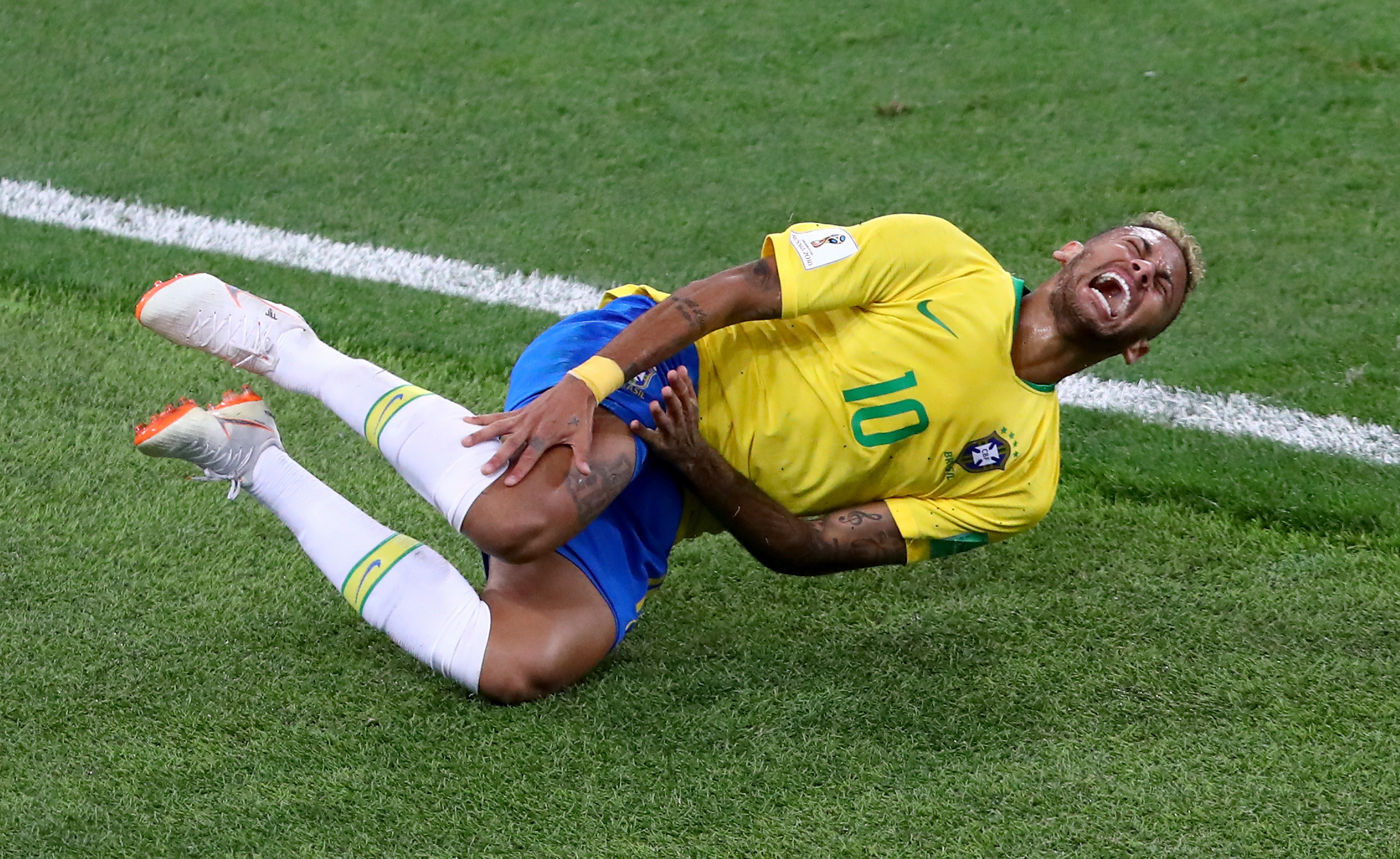 A Mexican Soccer Team Held A Neymar Challenge Halftime Contest With