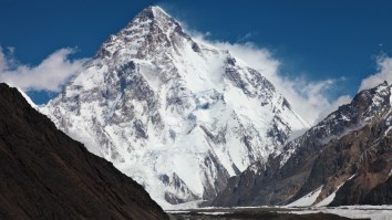 Extreme Skier Becomes First Person To Climb K2 And Then Ride Back Down The Summit