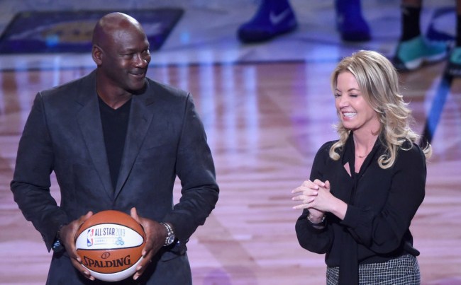 Lakers President Jeanie Buss Selling Home