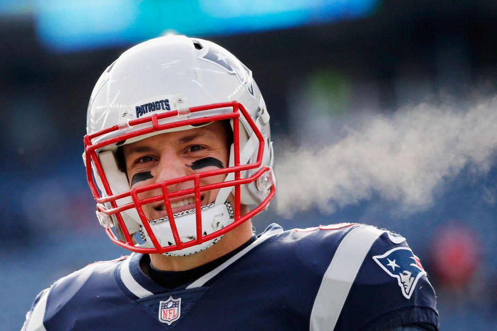 Patriots' Rob Gronkowski's business advice to younger athletes