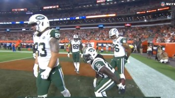 Jets RB Isaiah Crowell Wiped His Butt With Football And Threw Into Cleveland Crowd After Touchdown
