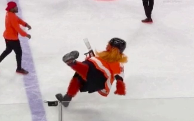 flyers mascot gritty debut