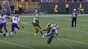 Packers Fans Were Angry After Terrible Roughing The Passer Penalty Called On Clay Matthews Cost Green Bay A Win Against Vikings