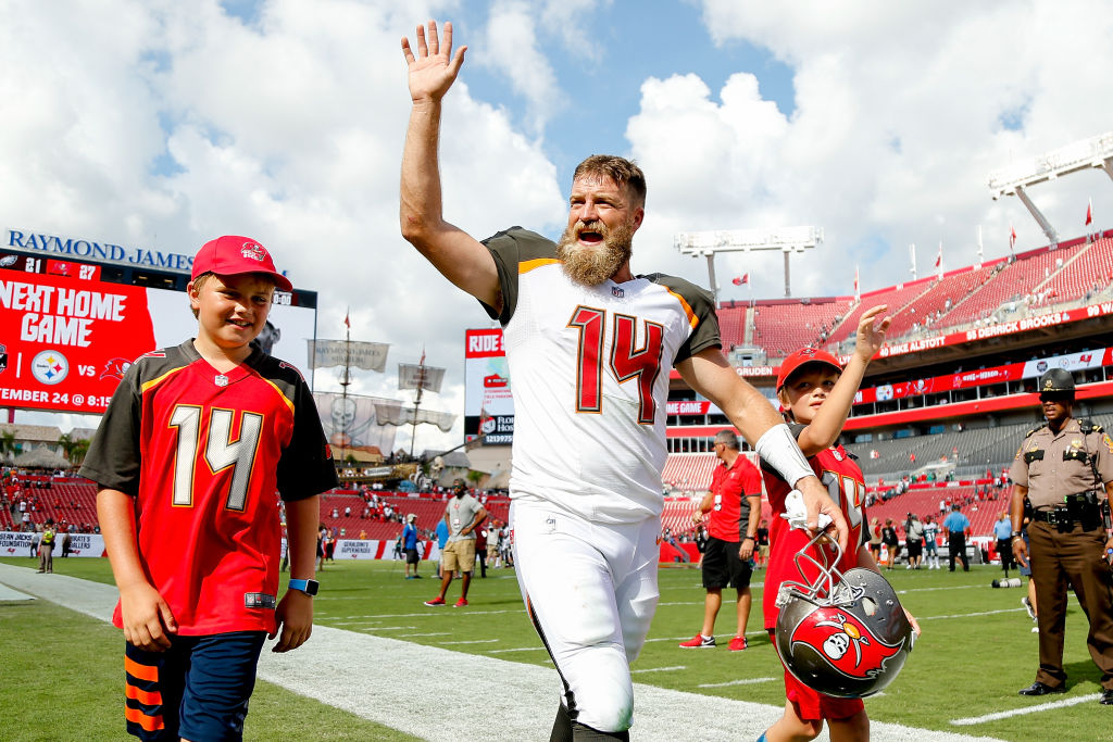 NFL on ESPN on X: This time Ryan Fitzpatrick borrowed his postgame outfit  from DeSean Jackson 