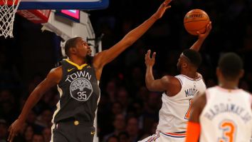 Kevin Durant Shrugs Off New York Knicks’ Pathetic Billboard Aimed At Recruiting Him