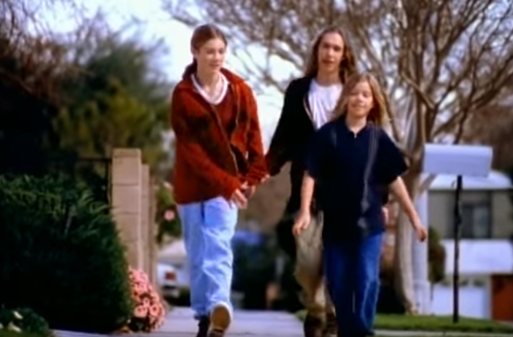 Hanson Reveals The Real Meaning Behind 'MMMBop' And Things You Didn't
