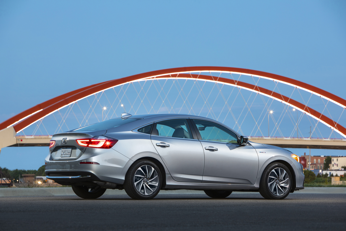 What If I Told You That A Hybrid Could Look Cool And Was Fun To Drive