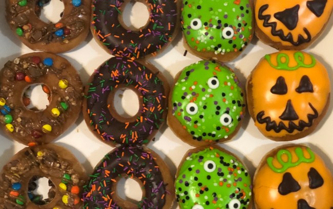 kripsy kreme halloween doughnuts review