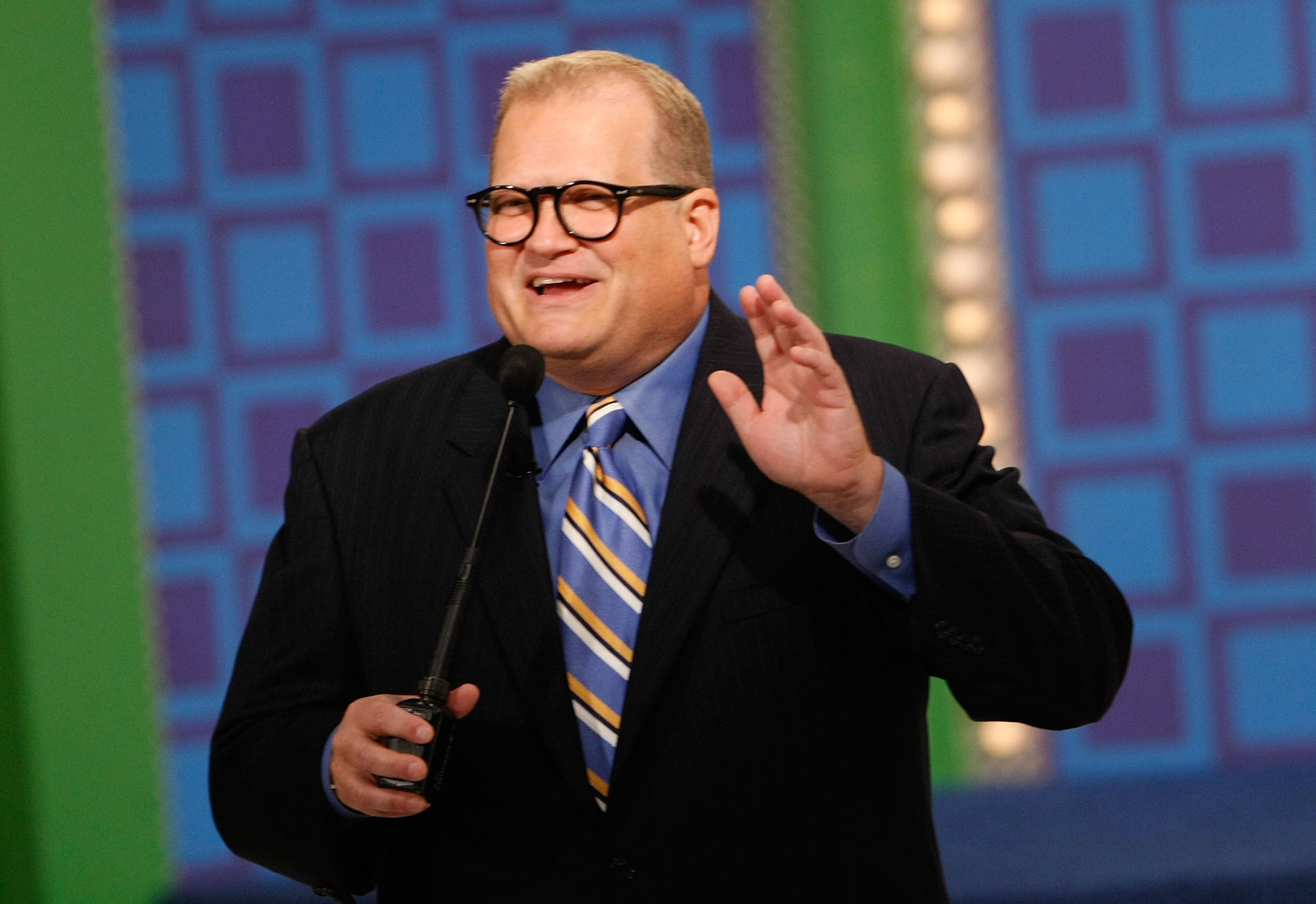 5 Reasons Why Drew Carey Should Be The Next Head Coach Of The Browns ...