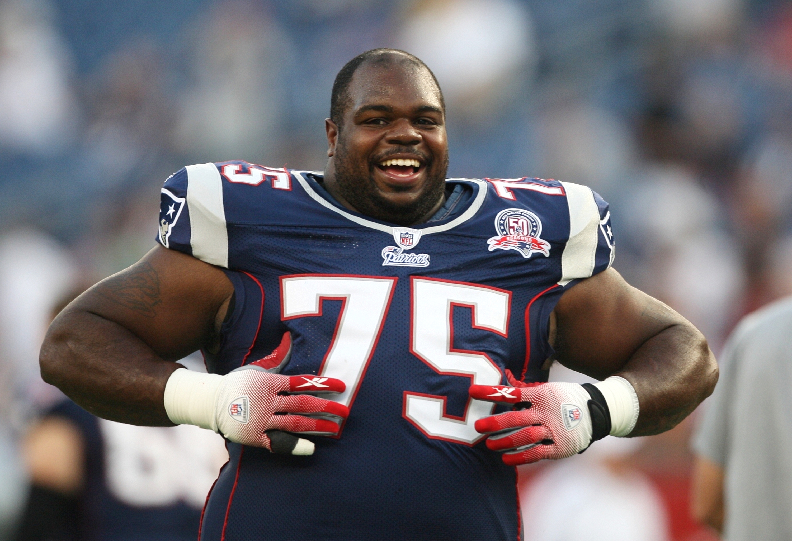 Chris Simms: Vince Wilfork hit turned genitals 'purple, yellow' - Sports  Illustrated