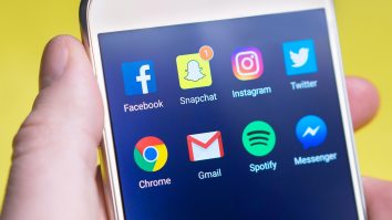 New Study On Social Media Use Finds It Might Actually Improve Mental Health In Adults