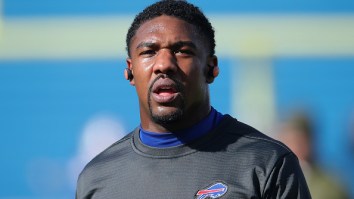 Bills’ DE Jerry Hughes Threatens To Fight Ref After Game, Claims Ref Called Him A ‘B*tch’