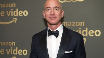 Jeff Bezos Was Reportedly Having An Affair With His Neighbor And Ex-Wife Of NFL Legend Tony Gonzalez