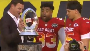 Jason Witten Breaks The Pro Bowl Trophy While Handing It To Jamal Adams And  Patrick Mahomes