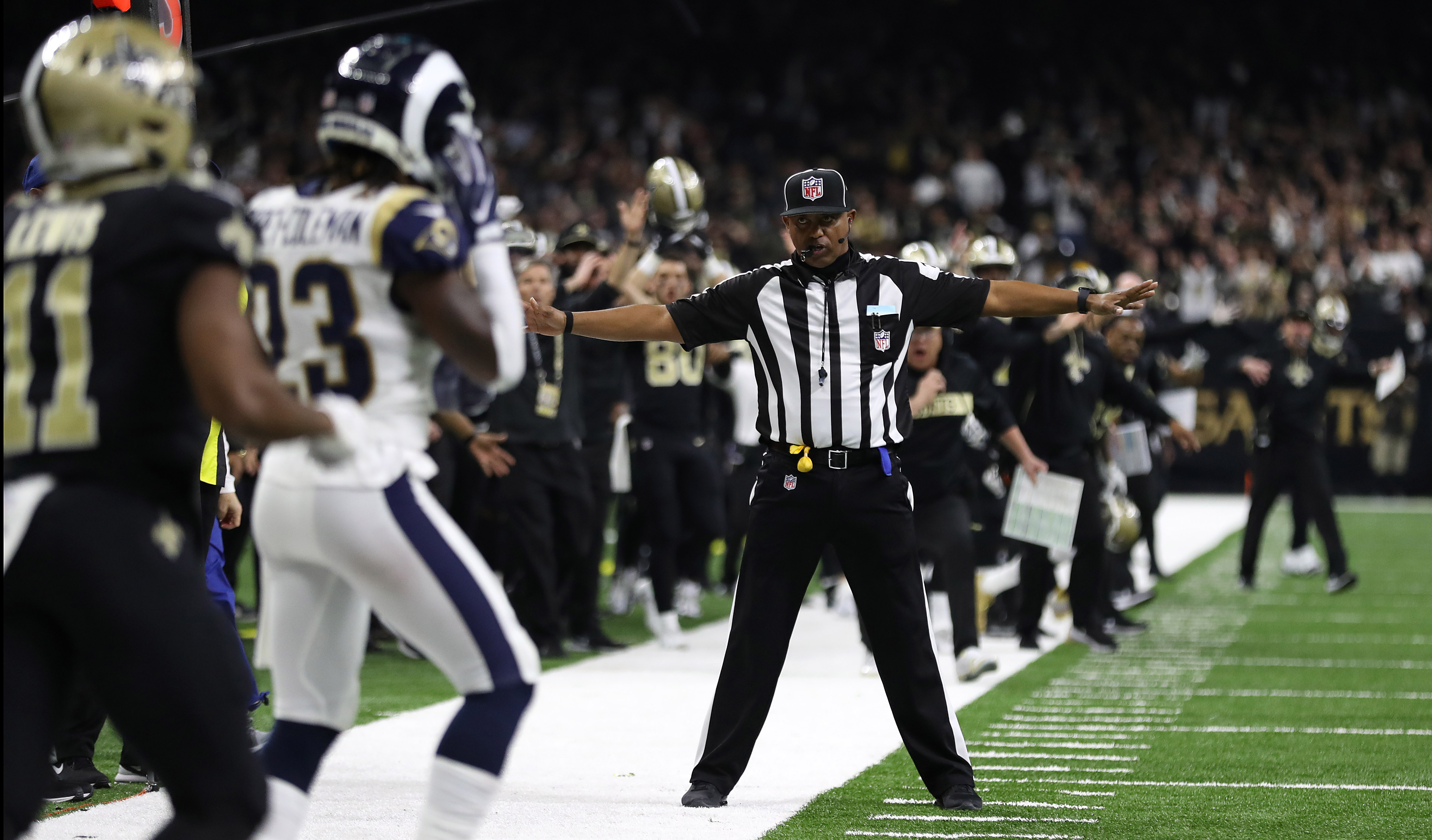 Why Pass Interference Play Wasn't Called by Refs in Rams-Saints