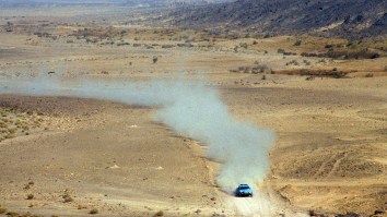Watch This Documentary Now: ‘Dakar: Madness in the Desert’ – The Story Of The World’s Most Dangerous Race