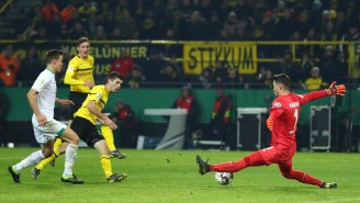 Christian Pulisic Scored A Beautiful Nutmeg Goal Against Werder Bremen, His First Goal Since October