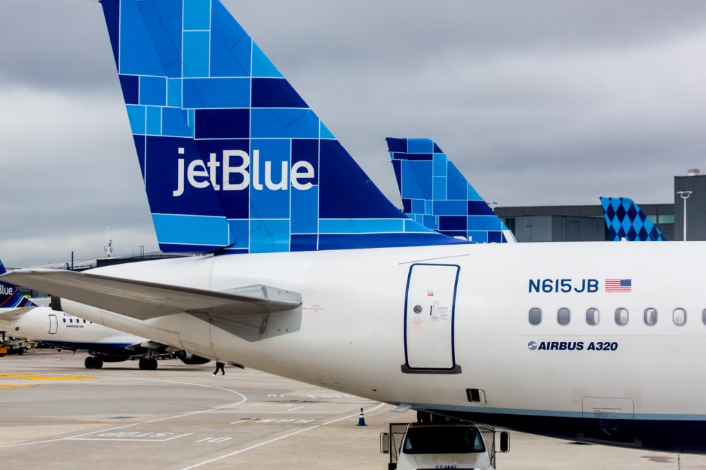 JetBlue passenger removed for snorting white substance