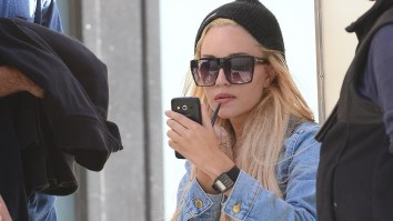 Oh No… Amanda Bynes Is Back In A Mental Health Facility After A Stress-Induced Relapse