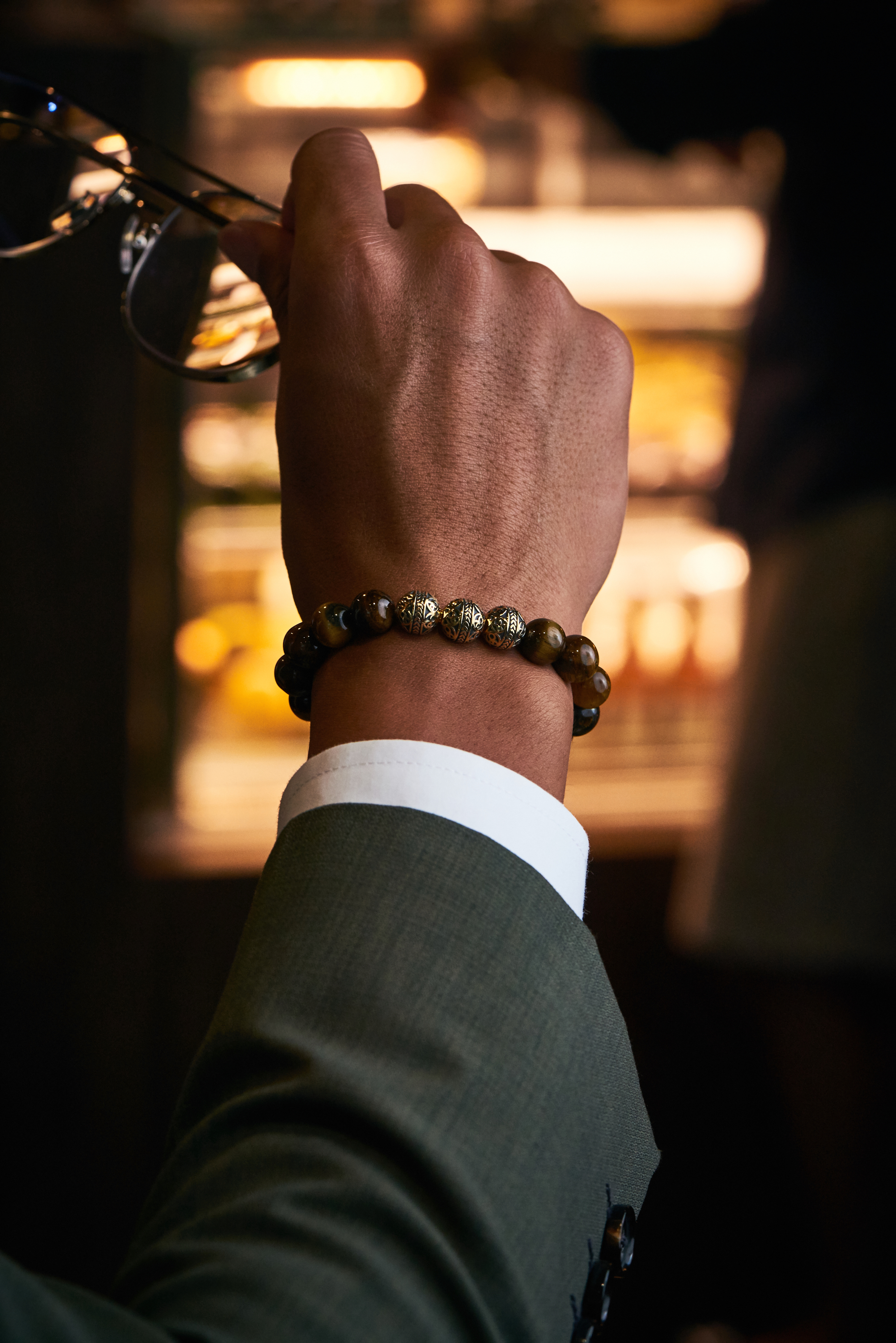 How To Wear & Style Men's Bracelets | Men's Bracelet Guide – The Dark Knot