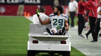 Earl Thomas Reveals Why He Gave The Middle Finger To The Seahawks’ Sideline Last Season After Leg Injury