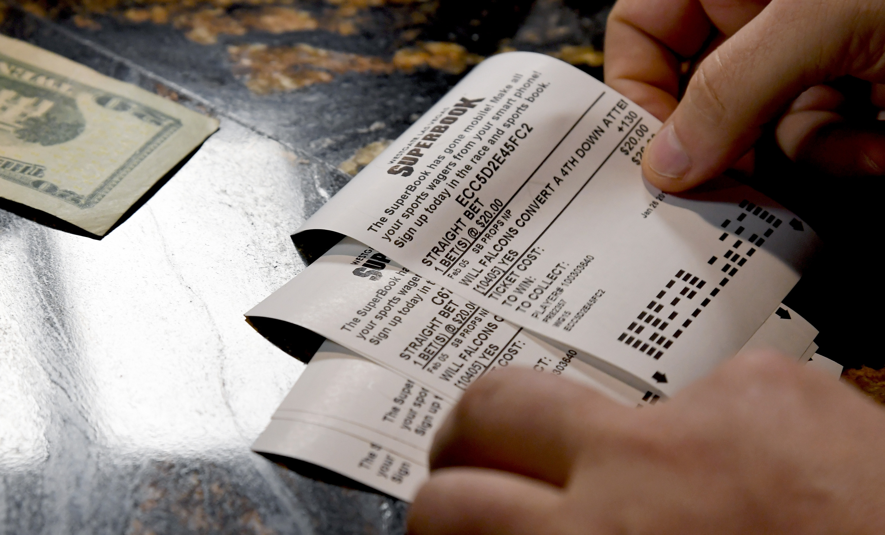 This bettor's $2-to-win-$25,000 parlay will have you seething with