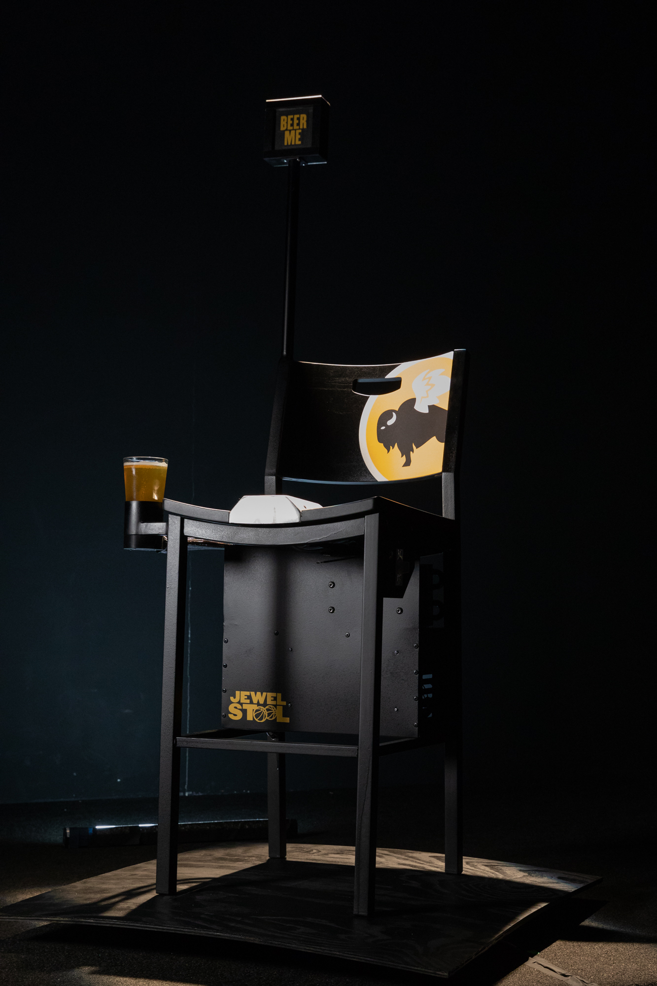 Buffalo Wild Wings Has A 'Jewel Stool' For Vasectomy Patients To Eat