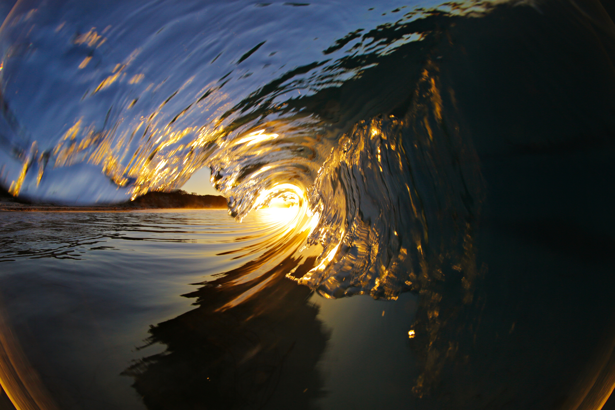 360 view SURFING in PERFECT WAVE