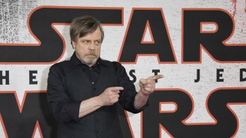 Mark Hamill Is Not Thrilled With This New ‘Star Wars’ Trilogy And Its Handling Of Luke, Leia, And Han