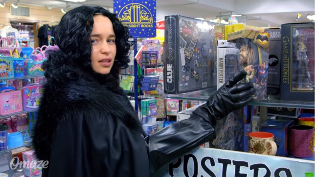 Emilia Clarke Dressed Up As Jon Snow To Prank People In Times Square Khal