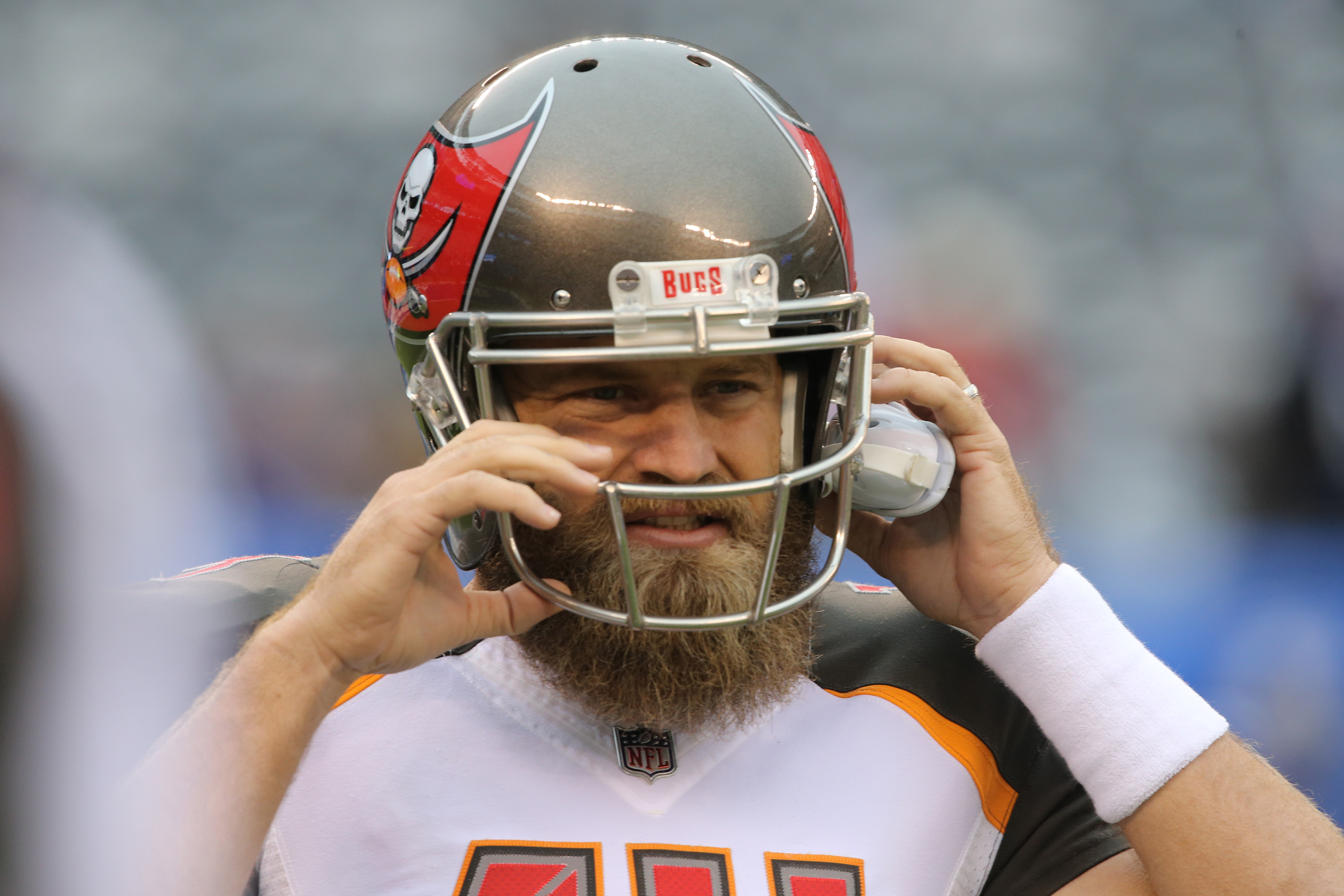 NFL: Dolphins QB Ryan Fitzpatrick blames weight gain on birthday cake