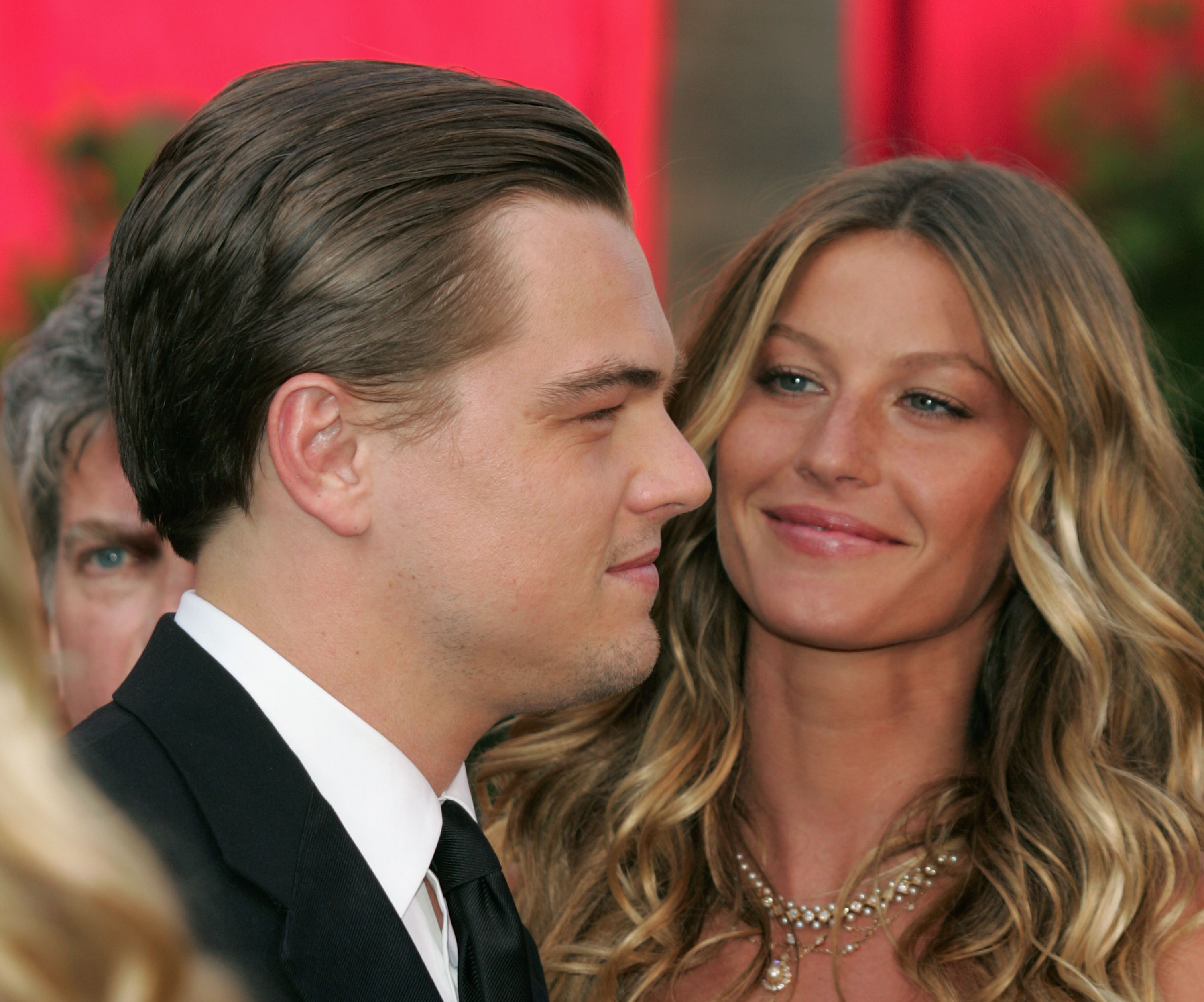 The best memes about Leonardo DiCaprio's dating habits - cover