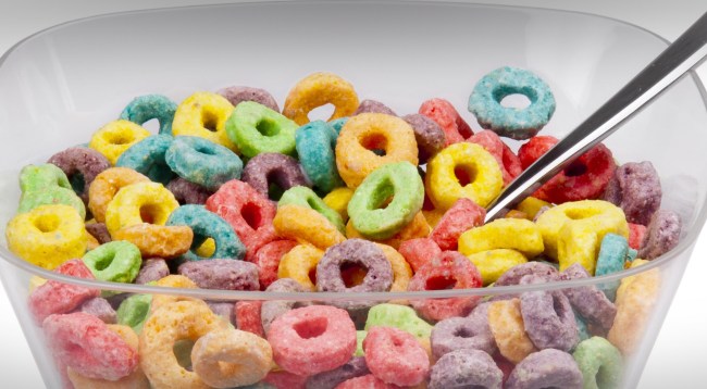 Guy Claims Cereal Tastes Better With Water Creating Internet Debate