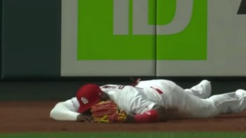 Cardinals Outfielder Marcell Ozuna Made The Worst MLB Play I’ve Seen In Years And Fell Flat On His Face