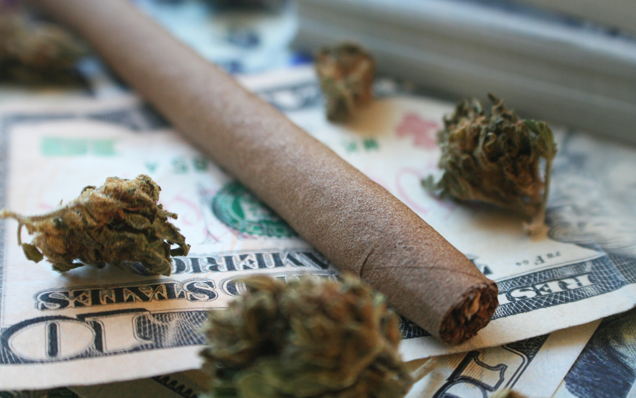 Rapper Rich The Kid Is Looking For A Professional Blunt Roller And The