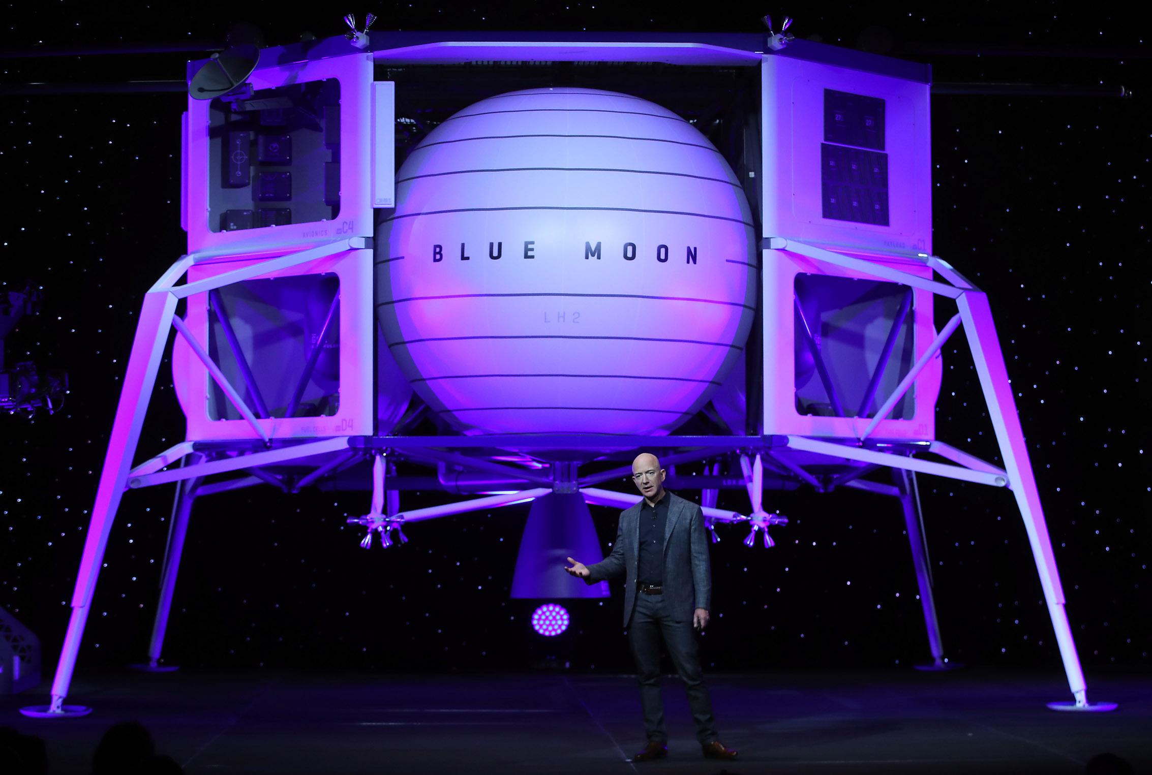 Amazon Honcho Jeff Bezos Says He's Sending A Spaceship To ...