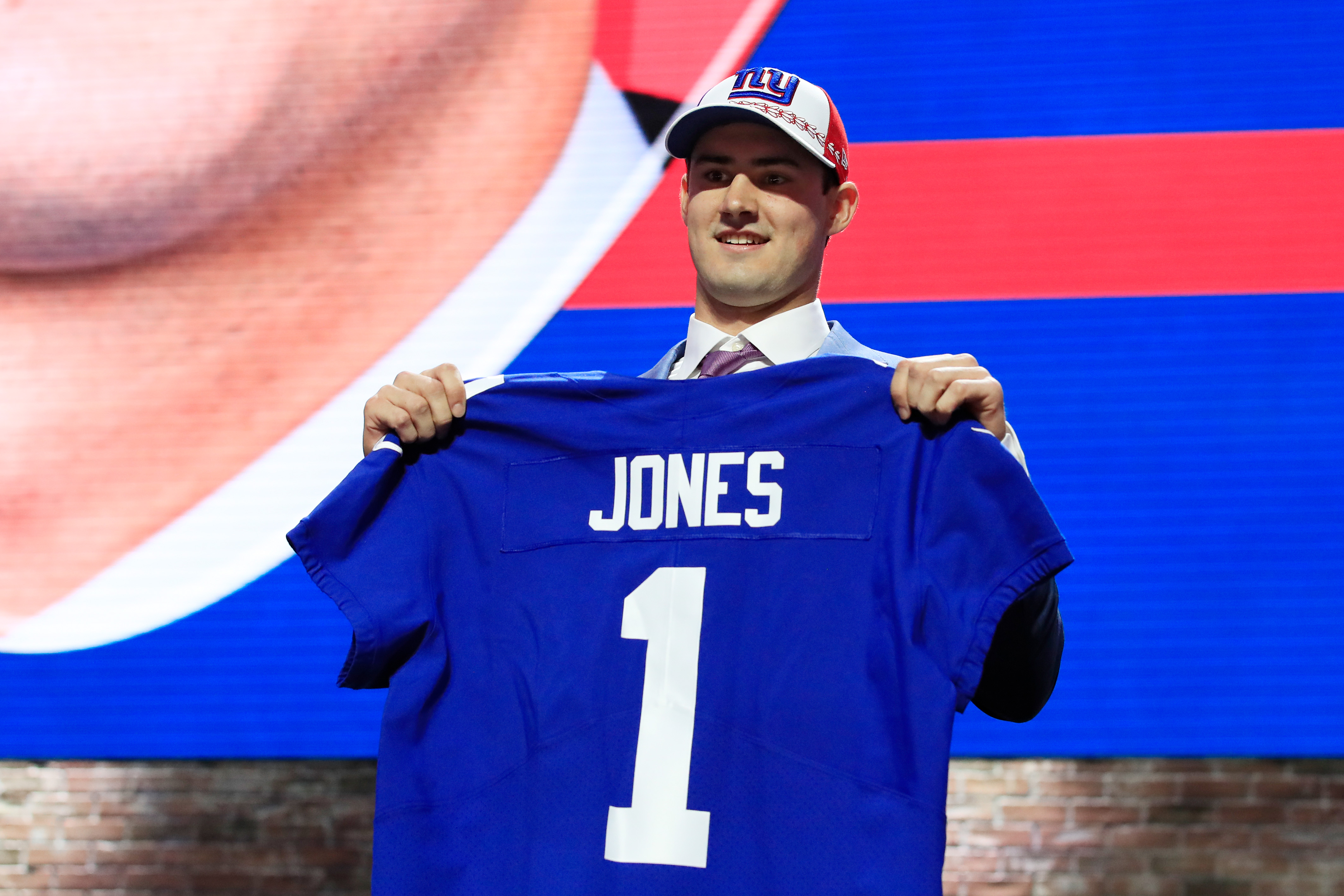 Report: Daniel Jones may have still been available at 30th pick of