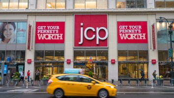 More Retail Woes; Brexit Is Still A Disaster; Apple Vows Keyboard Fix