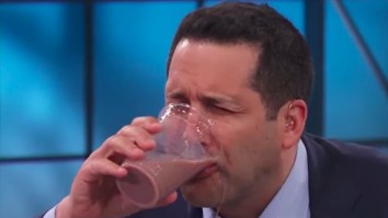 Adam Schefter’s Chugging Skills Make Aaron Rodgers Look Like An Absolute Pro